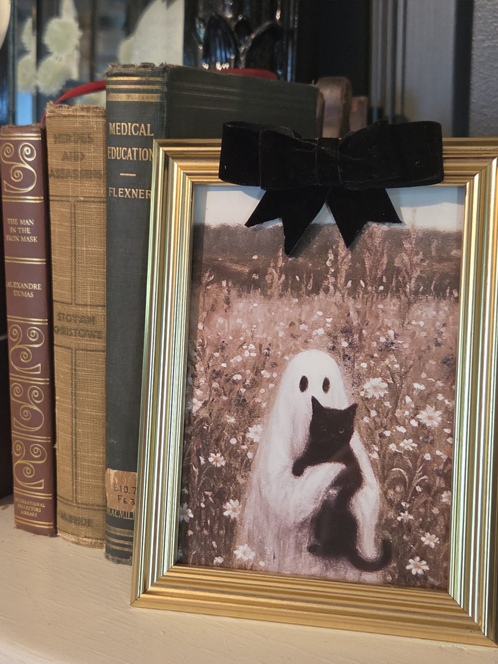 Vintage Inspired Halloween Spooky Cat & Sheet Ghost 5"x7" Gold Frame Velvet Bow